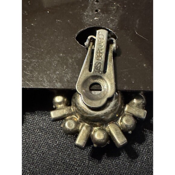 Les Bernard Rhinestone Vintage Clip On Earrings on Card - Picture 4 of 4